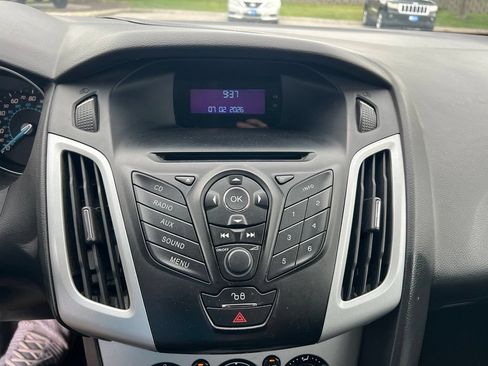 Used 2012 Ford Focus SE FWD image 29