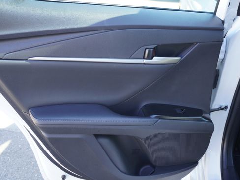 Used 2025 Toyota Camry XSE image 12