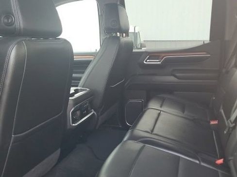 Used 2022 GMC Sierra 1500 Denali AWD/4WD image 17