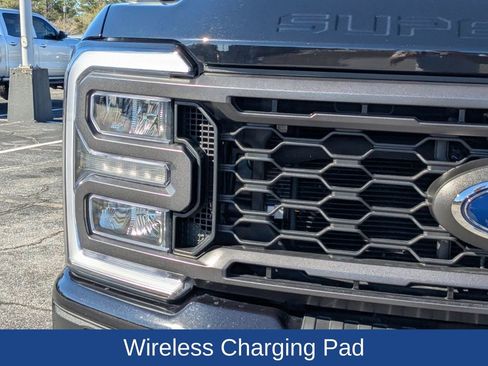 Certified 2024 Ford F250 Lariat w/ Lariat Ultimate Package image 11