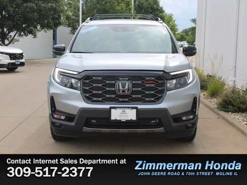 Certified 2022 Honda Passport TrailSport image 4