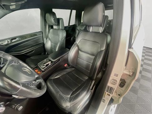 Used 2017 Mercedes-Benz GLS 550 4MATIC image 23