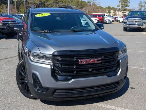 Used 2022 GMC Acadia SLT w/ Elevation Edition image 2