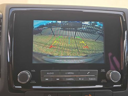 Used 2023 Nissan Frontier SV w/ Midnight Edition Package image 22