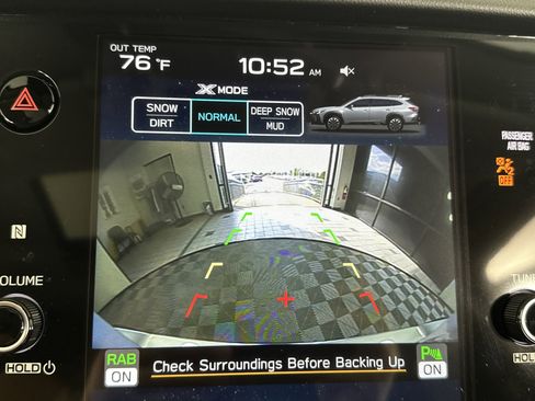 Used 2025 Subaru Outback Onyx Edition image 21