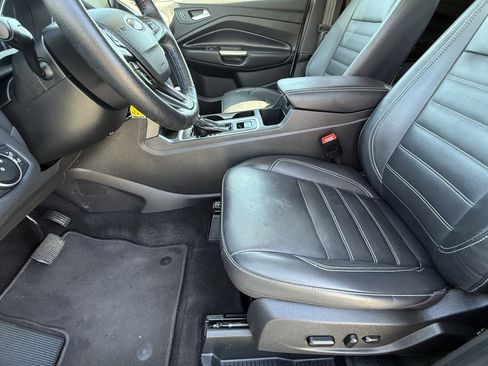 Used 2018 Ford Escape SEL image 20