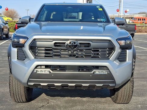 New 2026 Toyota Tacoma TRD Off-Road AWD/4WD image 2