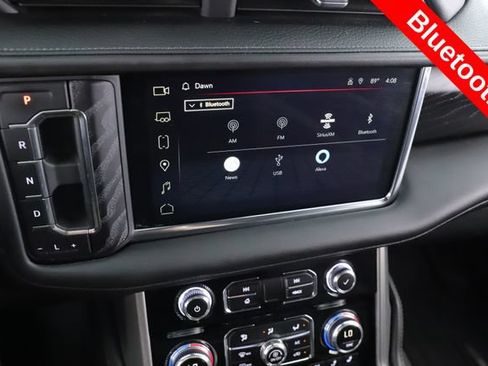 Used 2024 GMC Yukon Denali AWD/4WD image 5