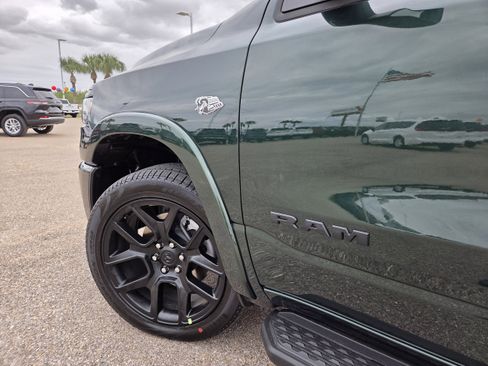 New 2026 RAM 1500 Laramie AWD/4WD image 11