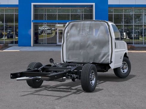 New 2025 Chevrolet Express 3500 Work Van w/ Power Convenience Package image 4