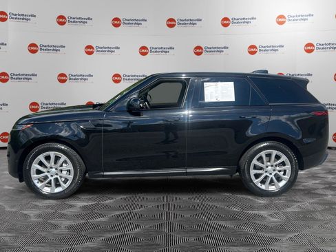 Used 2024 Land Rover Range Rover Sport SE AWD/4WD image 2