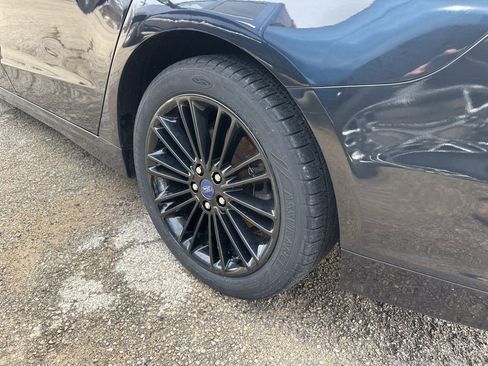 Used 2015 Ford Fusion SE w/ Equipment Group 202A image 13