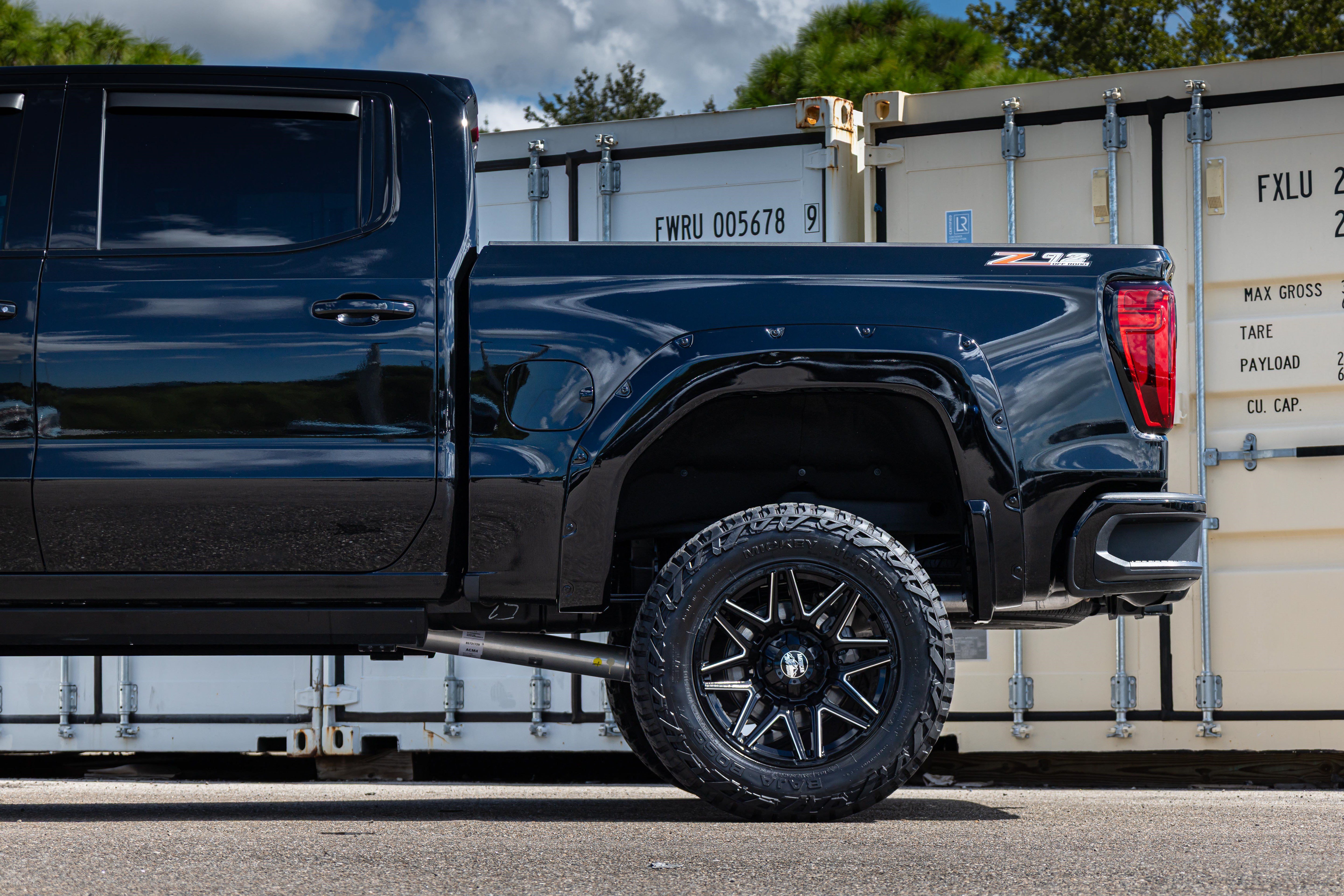 Used 2025 GMC Sierra 1500 AT4 w/ Technology Package AWD/4WD image 37