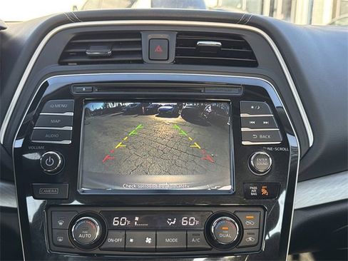 Used 2017 Nissan Maxima 3.5 SL image 16
