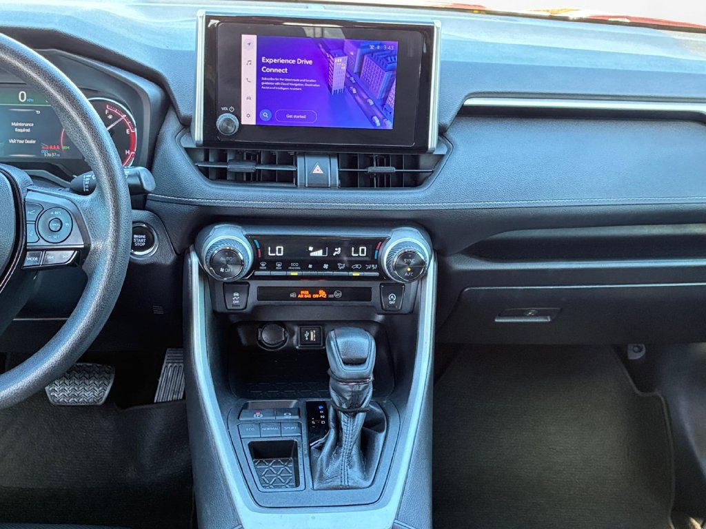 Used 2023 Toyota RAV4 XLE FWD image 3