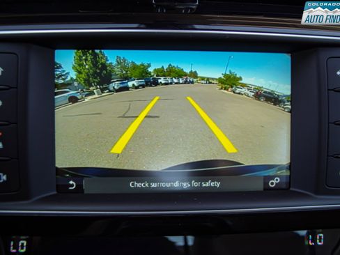 Used 2017 Jaguar XE Prestige AWD/4WD image 19