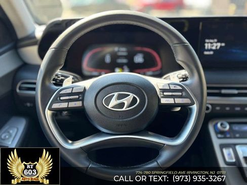 Used 2025 Hyundai Palisade SEL FWD image 19