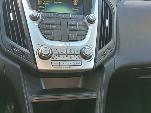 Used 2017 Chevrolet Equinox LT FWD image 10