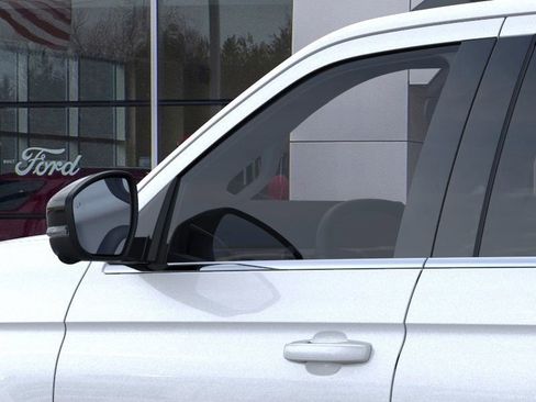 New 2025 Ford Expedition Platinum w/ Driver's Package image 41