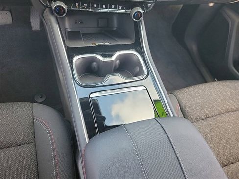 Used 2024 Chevrolet Traverse Z71 w/ LPO, Roadside Safety Package image 15