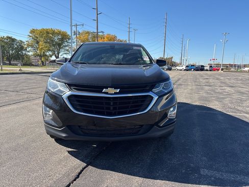 Used 2019 Chevrolet Equinox LT image 2