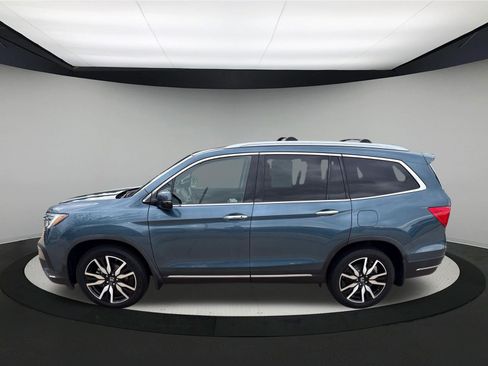 Used 2019 Honda Pilot Touring image 4
