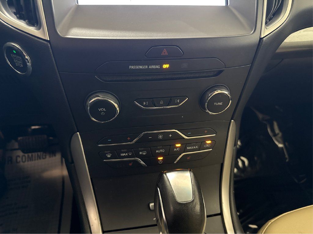 Used 2017 Ford Edge SEL w/ Equipment Group 201A FWD image 39