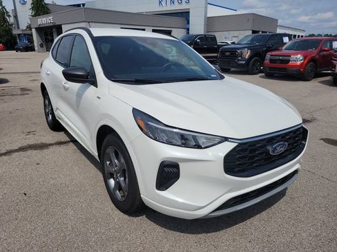 Certified 2024 Ford Escape ST-Line w/ Tech Pack #1 AWD/4WD image 7