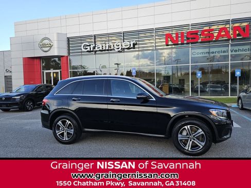 Used 2019 Mercedes-Benz GLC 300 4MATIC image 1