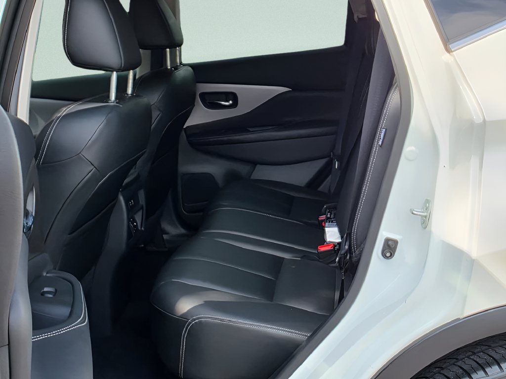 Used 2023 Nissan Murano SV w/ SV Midnight Edition Package FWD image 19
