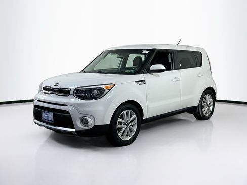 Used 2018 Kia Soul + FWD image 1
