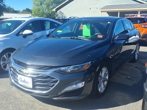 Used 2019 Chevrolet Malibu LT FWD image 1