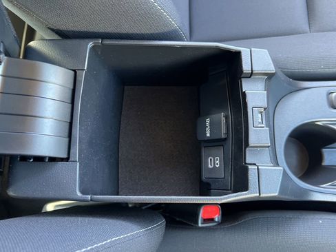 Used 2023 Toyota Corolla LE image 23