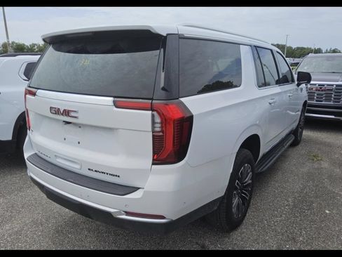 Used 2025 GMC Yukon XL Elevation RWD image 9