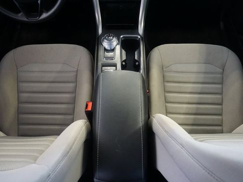 Used 2018 Ford Fusion S image 27