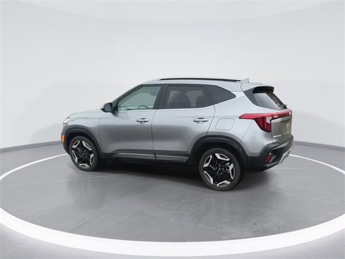 Used 2024 Kia Seltos SX image 8