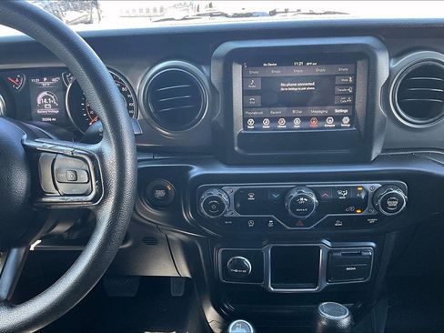 Used 2022 Jeep Wrangler Unlimited Sport AWD/4WD image 6
