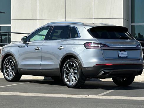 Certified 2021 Lincoln Nautilus Reserve image 5