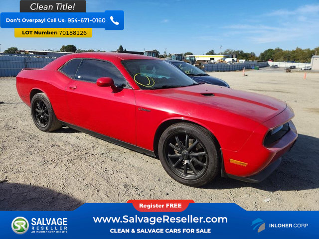 Used 2012 Dodge Challenger SXT RWD image 5