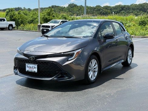 Certified 2024 Toyota Corolla SE FWD image 9
