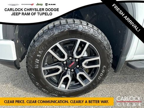 Used 2026 GMC Sierra 1500 AT4 w/ AT4 Premium Package AWD/4WD image 9