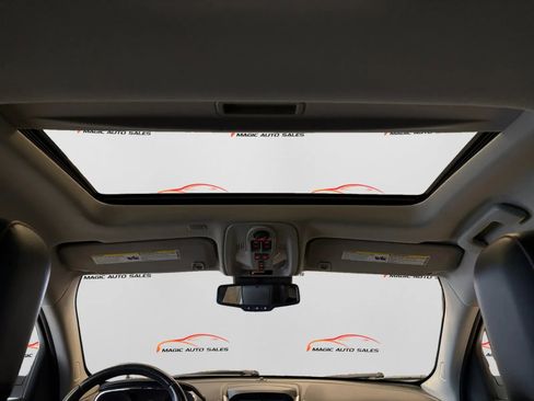 Used 2017 GMC Terrain SLT w/ Driver Alert Package I image 32