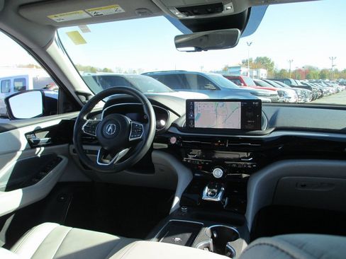 Used 2025 Acura MDX w/ Technology Package image 24
