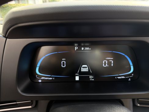 New 2026 Hyundai Elantra Sport FWD image 30