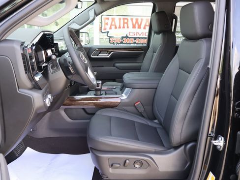 New 2026 GMC Sierra 1500 Elevation w/ Elevation Premium Package image 13