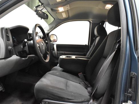 Used 2011 Chevrolet Silverado 1500 LS RWD image 3