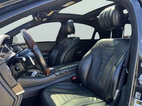 Used 2019 Mercedes-Benz S 560 4MATIC Sedan image 19
