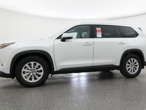 New 2026 Toyota Grand Highlander XLE image 48