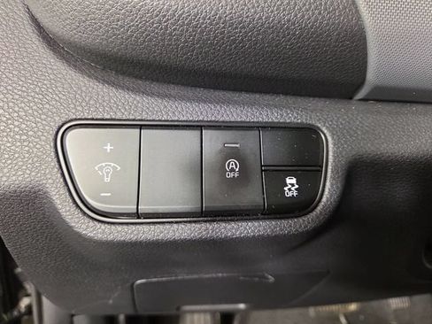 Certified 2024 Kia Seltos LX AWD/4WD image 26