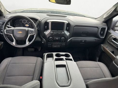 Used 2021 Chevrolet Silverado 1500 LT w/ Convenience Package II image 11